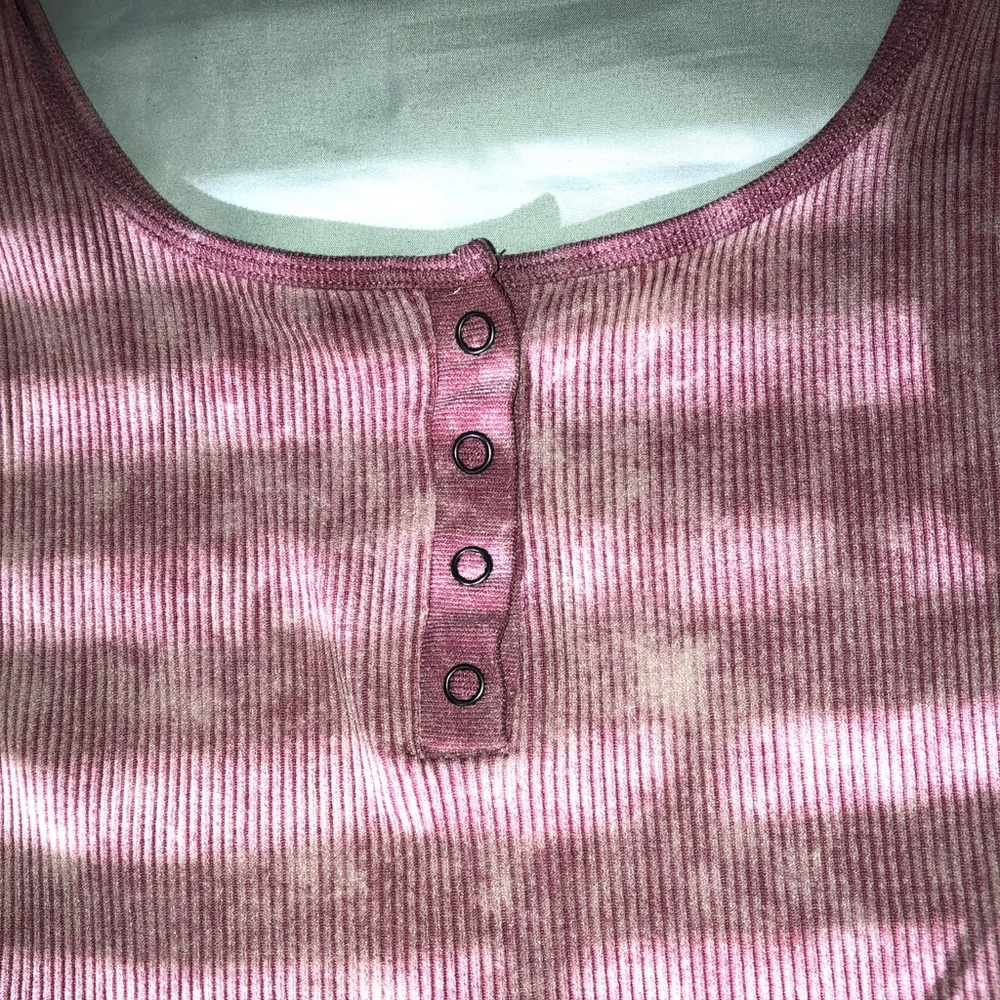 Tank top - Picture 2 of 4